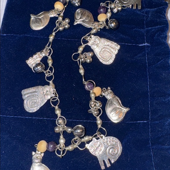CATS Silver and Purple beads BELLS Necklace 🐈⬛ - Picture 4 of 6